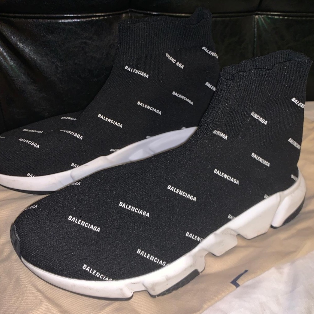 Authentic Balenciaga Speed Trainers BLACK WITH LOGO PATTERN